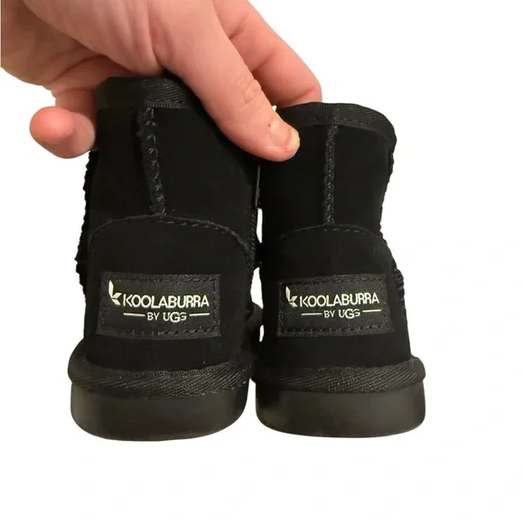 NWOT Koolaburra Toddler Black Short Suede winter Ugg Boots w faux fur lining 5 - Picture 7 of 9